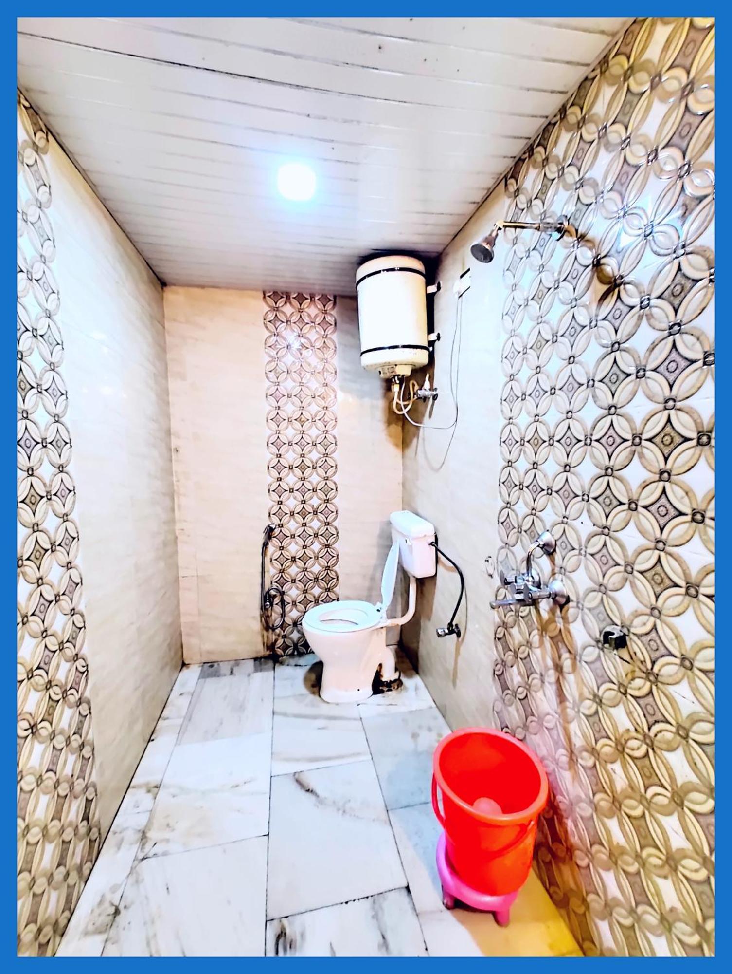 Flattiess ! Hotel Near Mall Road - Open Sitting Area On Terrace With Full Naini Lake View And Mountain Valley View - Wi Fi - Room Service Available - Top Rated Hotel Nainital Εξωτερικό φωτογραφία